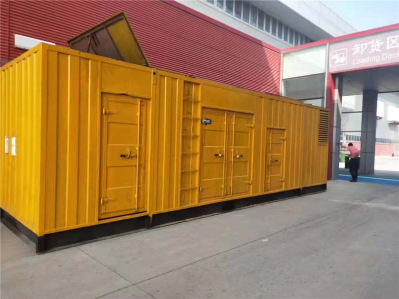 两当国内外发电机组租赁合同在明确设备维护责任方面有哪些不同做法？
